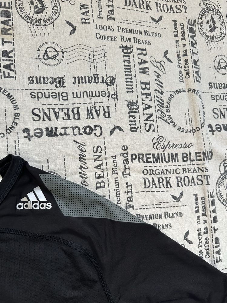 Adidas Techfit compression original тениска.L