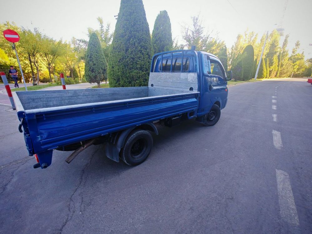 Hyundai Porter 2012 продается срочно своя