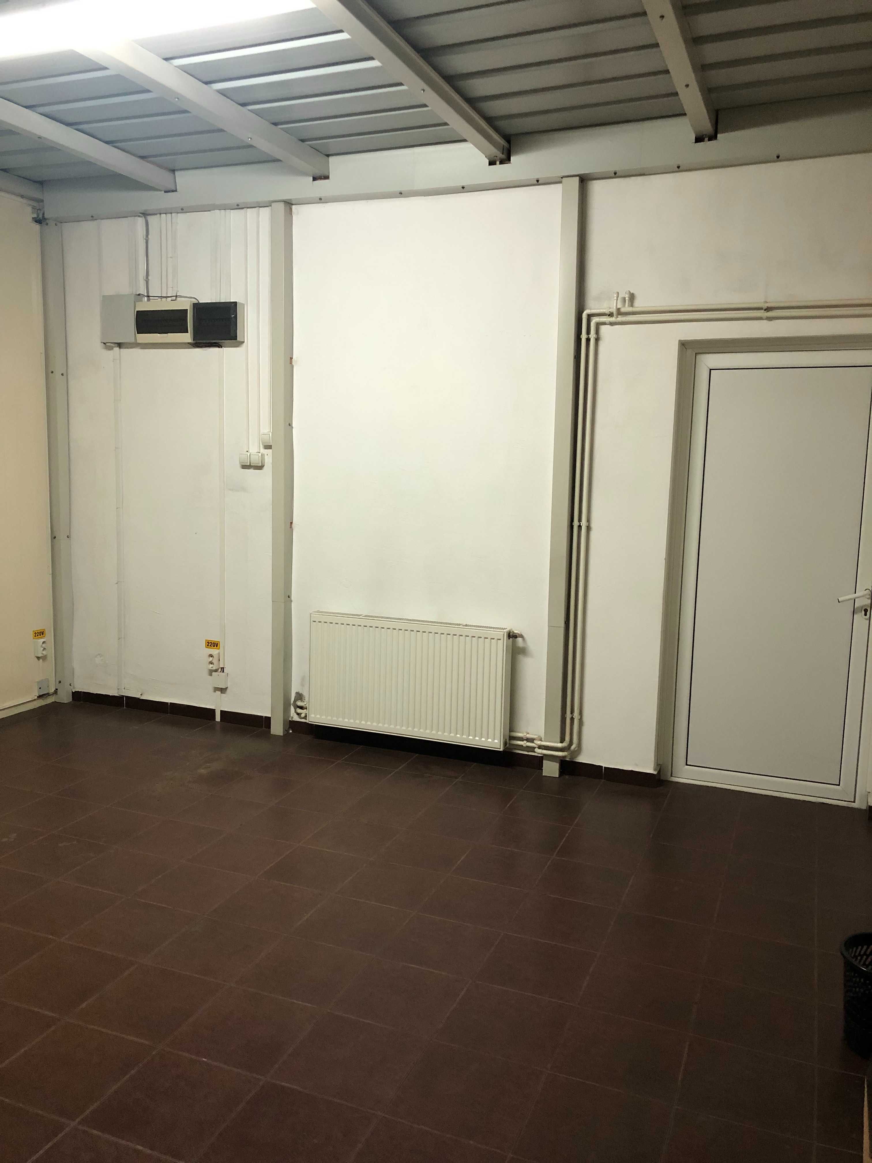 Inchiriere 3,55 eur/mp hala industriala / depozit 450 mp Bucov Prahova