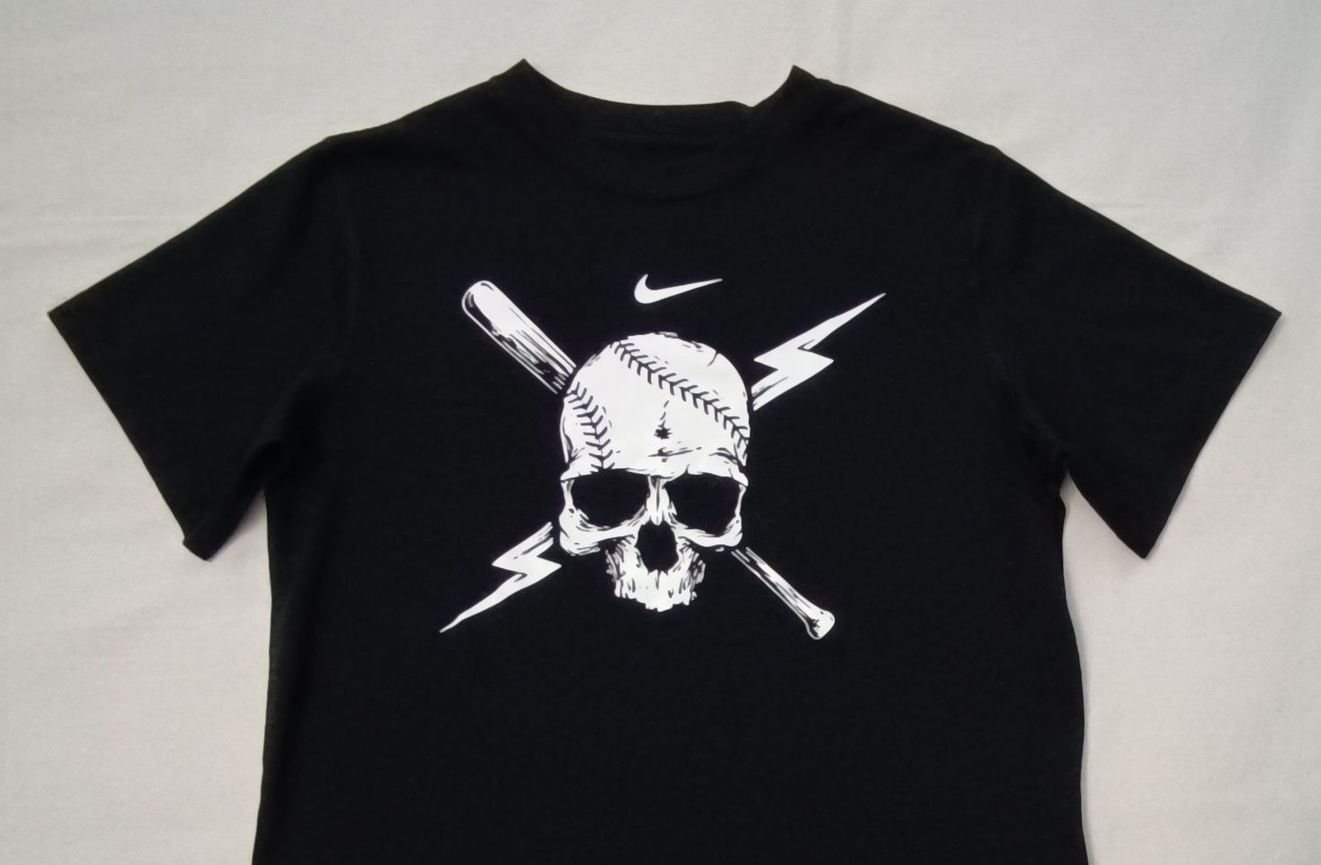Nike DRI-FIT оригинална тениска ръст 137-147см Найк спорт фланелка