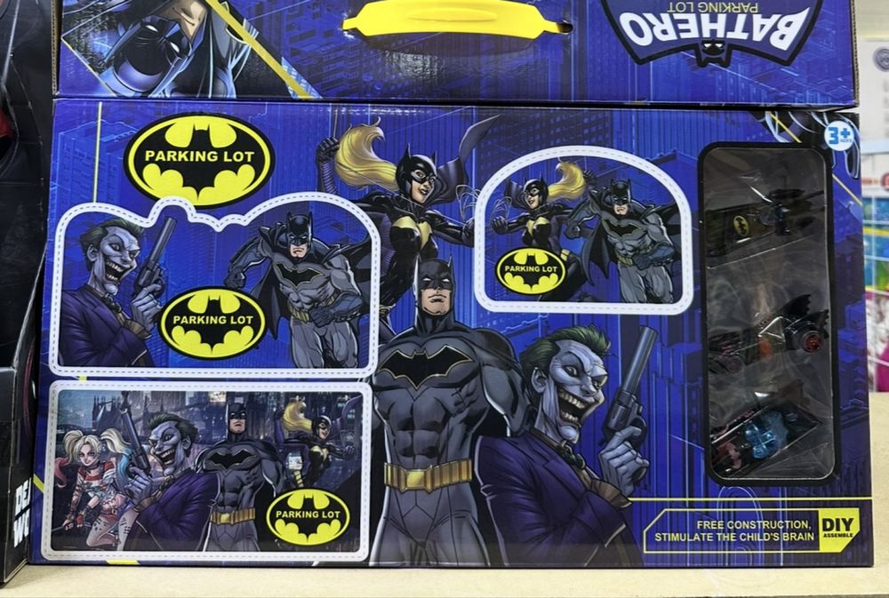 Писта на Батман с 3 колички, Batman