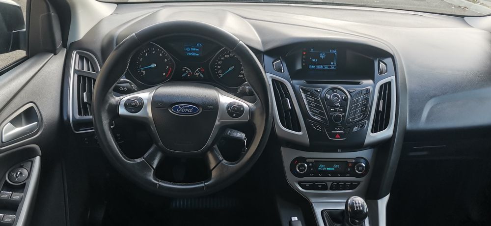 Ford Focus 2014 Benzina