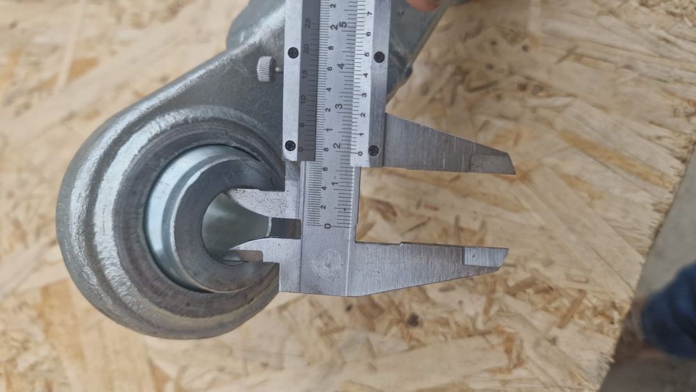 Ancora stabilizator pentru tractoare Case.

Compatibila cu urmatoarele