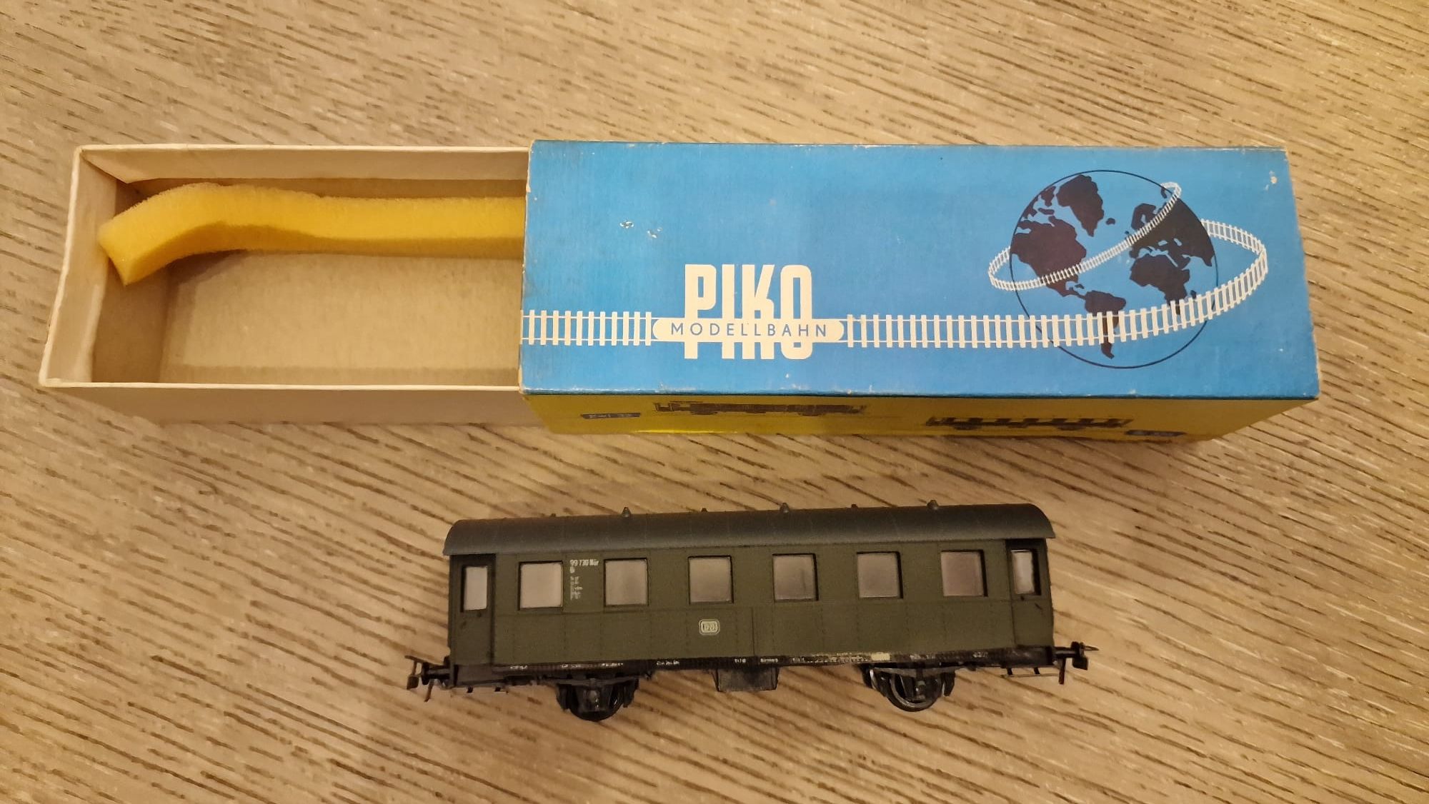 Trenulet Piko macaz vagoane sine la cutie