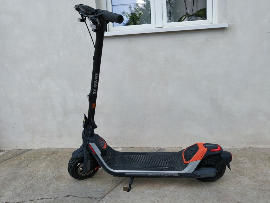 Trotinetă electrică Segway P65E