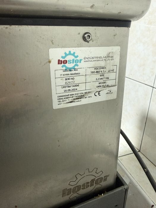 Мисарофка сотилади. Янги турибди 1,2 марта ишлатилган холати идеал