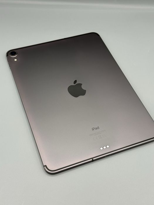 iPad Pro 11 | Cellular + WIFI | 64 GB | Space Grey | Ca noua