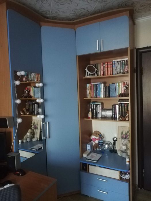 Мебель в детскую комнату