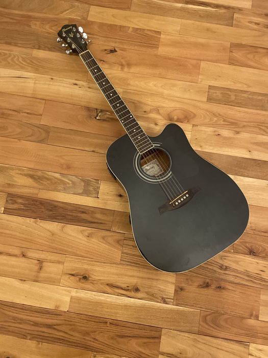 Donez chitara electroacustica cu griful stricat