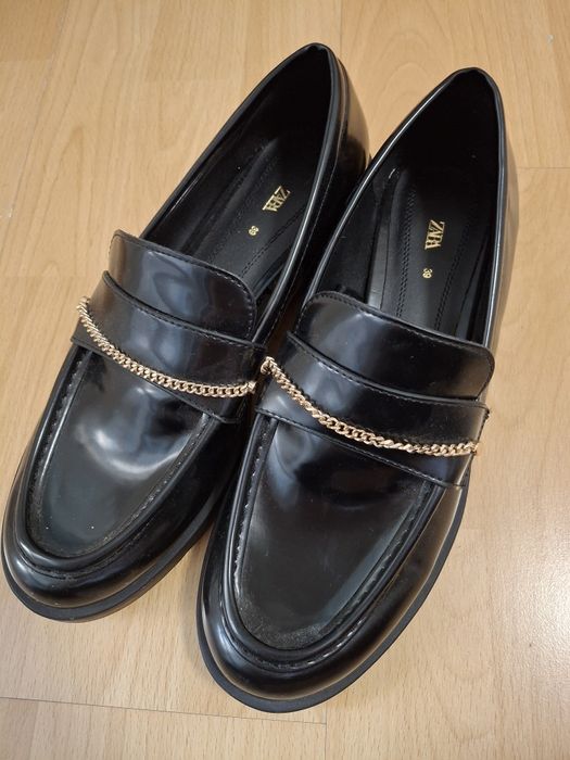 Черни луфъри зара