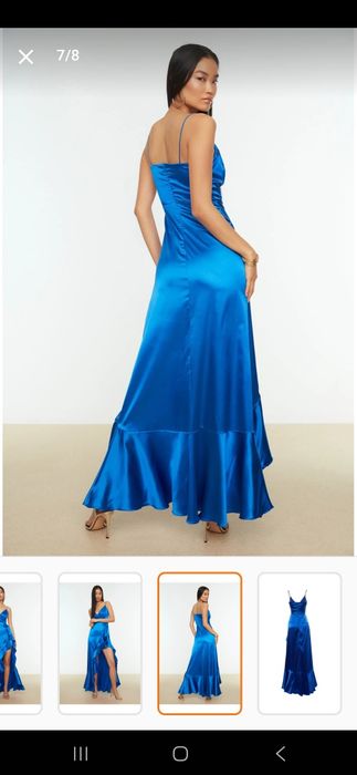 Елегантна дълга синя рокля