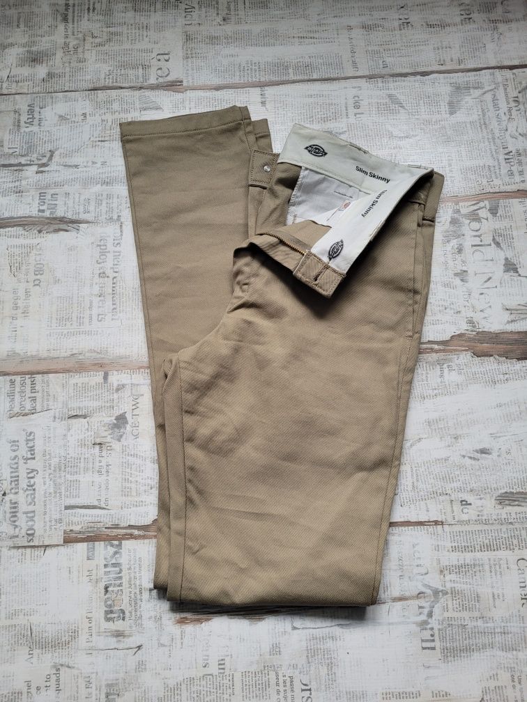 Pantaloni crem Dickies