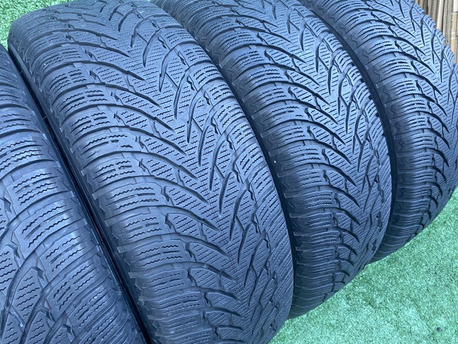 Set 4 anvelope iarna Nokian WR SUV 4 225 65 R17 106H Dot 2821 5,4mm