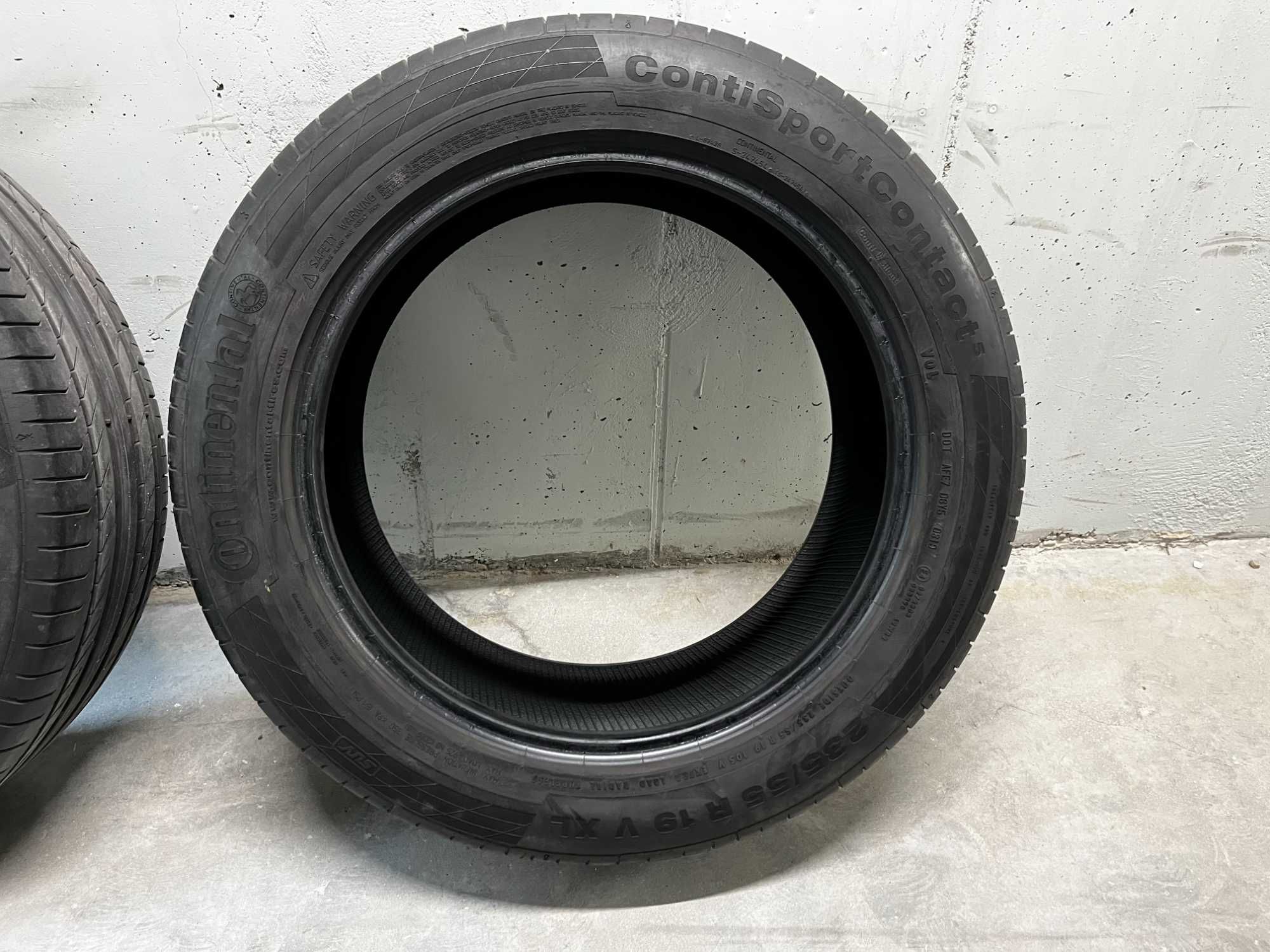 Vand 2 cauciucuri/anvelope vara Continental csc5 235 55 19 105V XL VOL