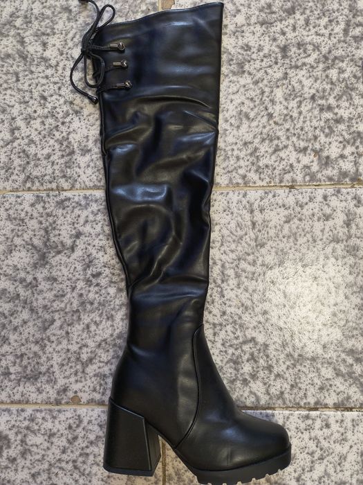 Дамски високи ботуши