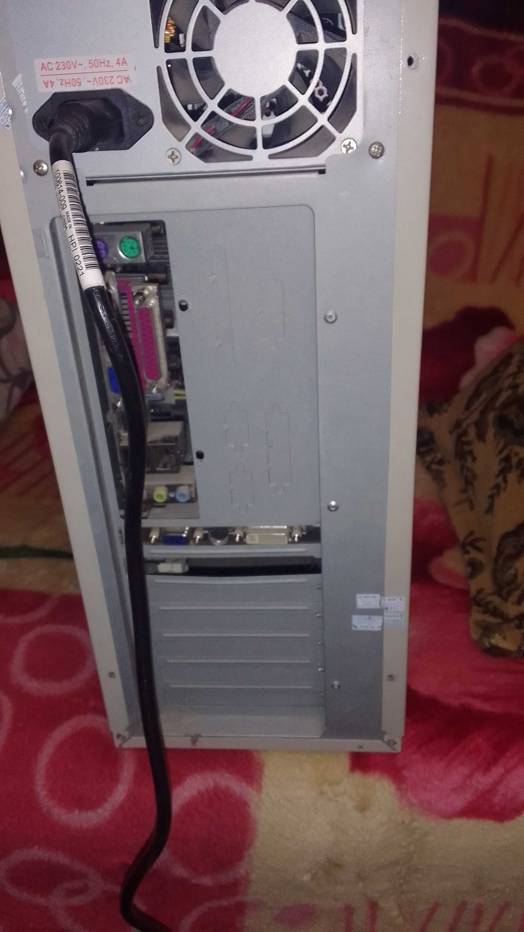 Продам компьютер Celeron плюс монитор Philips б/у в хорошем состоянии