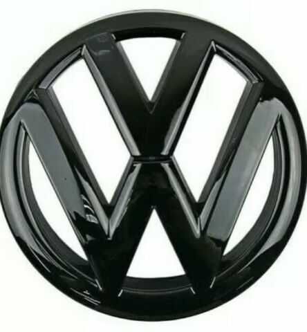 предна емблема за VW Golf MK6 черен гланц