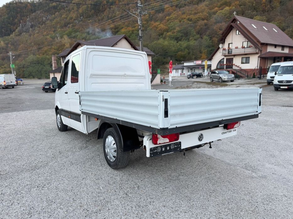 Vand vw crafter 2.0 tdi.6 +1 trepte 7 locuri.euro 5 toop