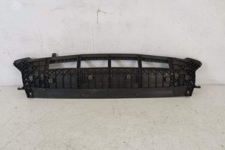 Ауди Q5 / Audi Q5 Оригинален преден предпазен щит против камъни за бро