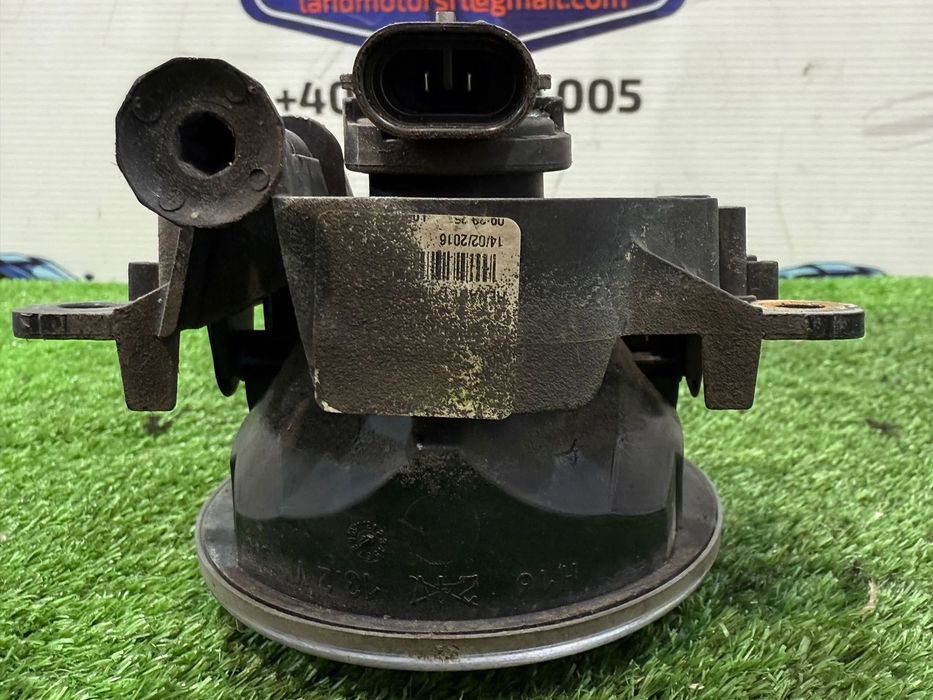 PROIECTOR CEATA FATA STANGA / DREAPTA RENAULT CLIO 4 1.2 BENZINA 2016 COD OEM 261500097R 2012-2018