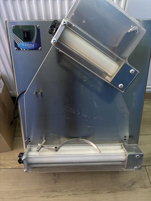 Maşină de frământat aluat pentru pizza