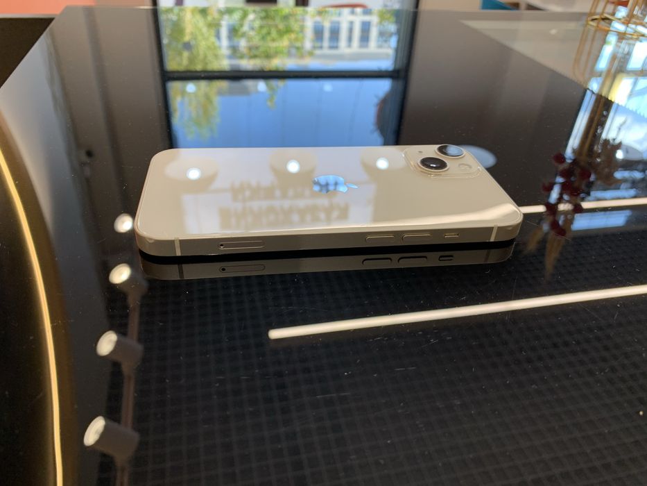 iPhone 13 / 256 GB / Всё работает / Коробка+зарядкa