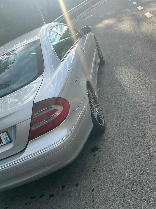 Mercedes clk 270cdi taxe la zi