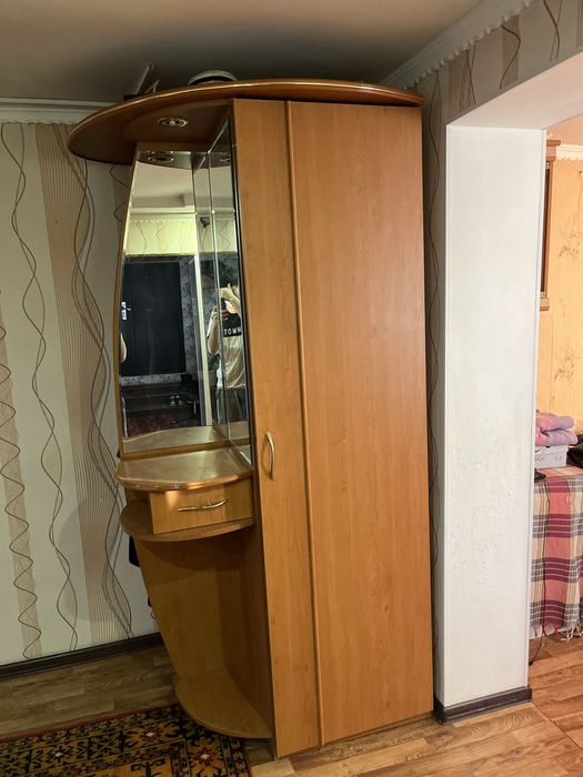 Продам прихожую