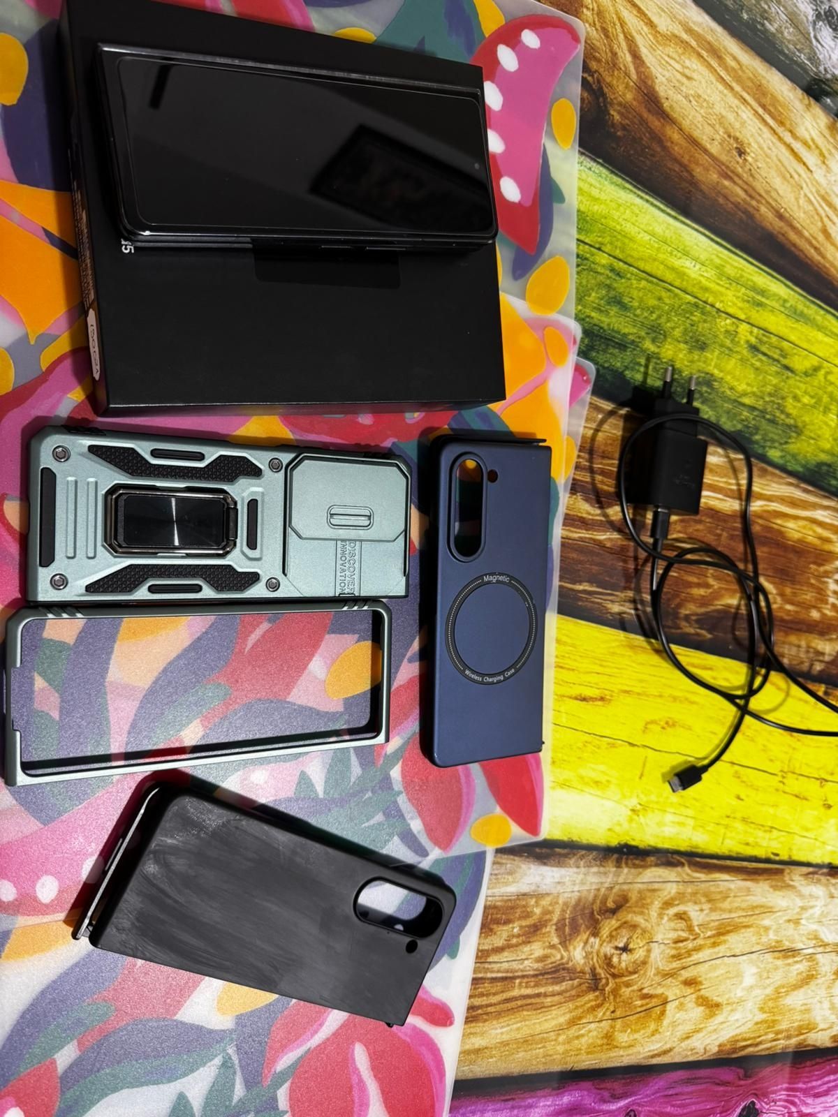 Samsung Galaxy Z fold 5 - 512GB stocare - 12GB RAM
