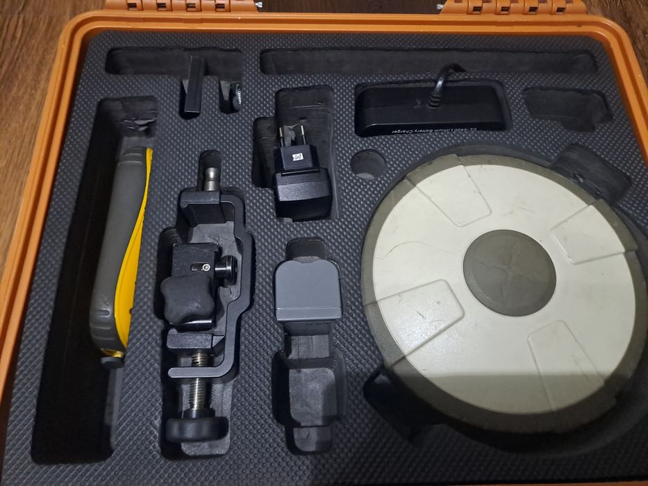 Vand GPS pentru masuratori cadastrale