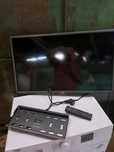 продам телевизор LG 32 LB561U + кронштейн