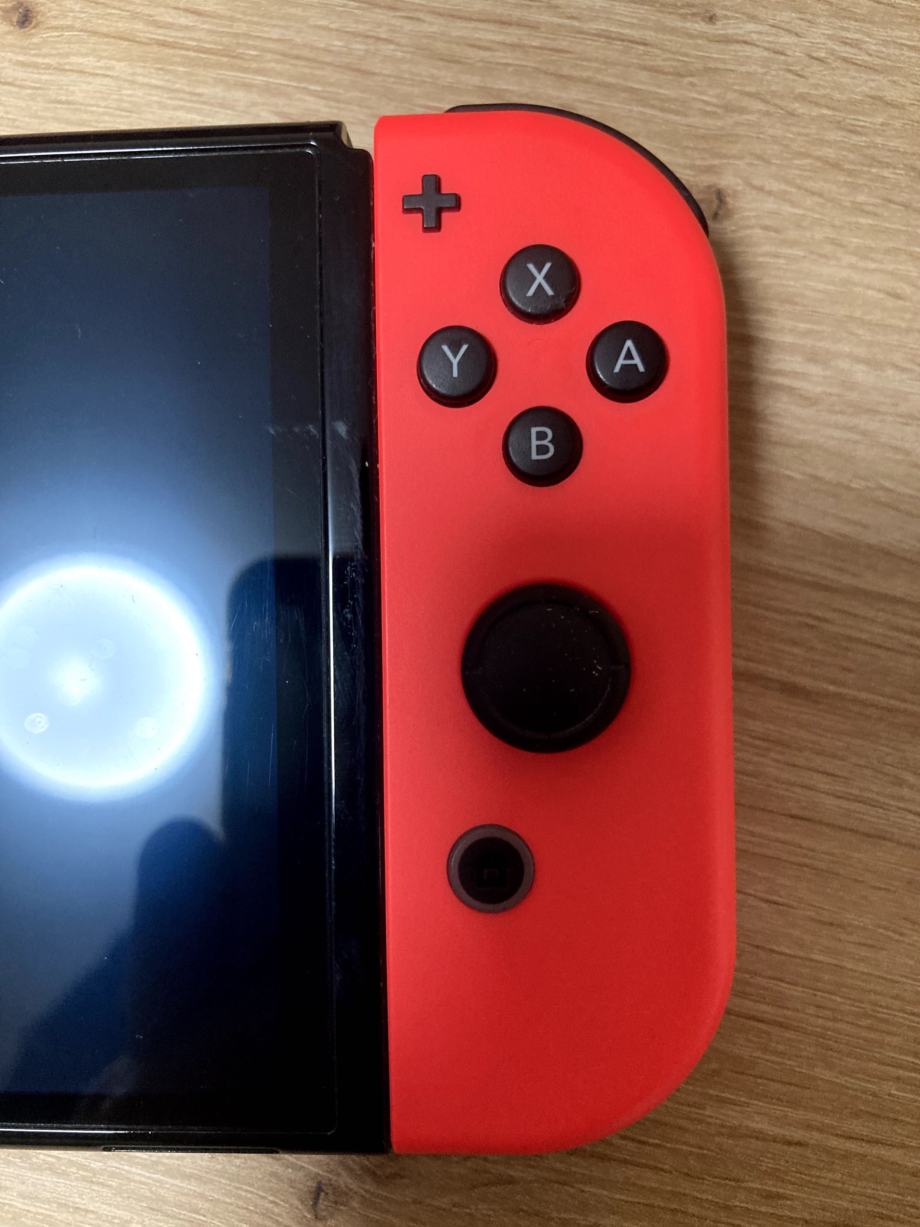 Nintendo Switch OLED - Neon Red & Neon Blue + Mario Kart 8