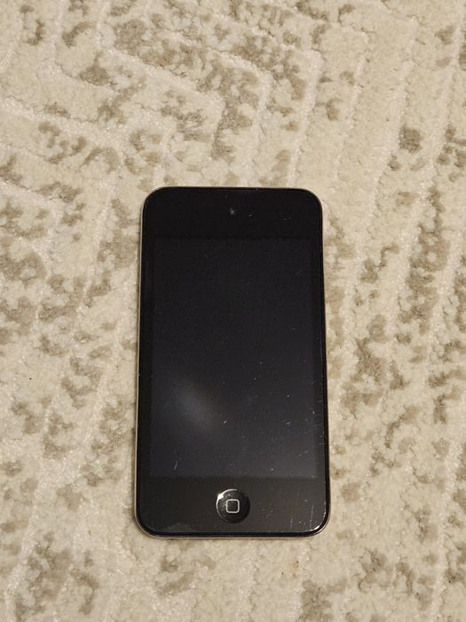 Apple iPod toucg gen. 4, 32Gb, IOS 4