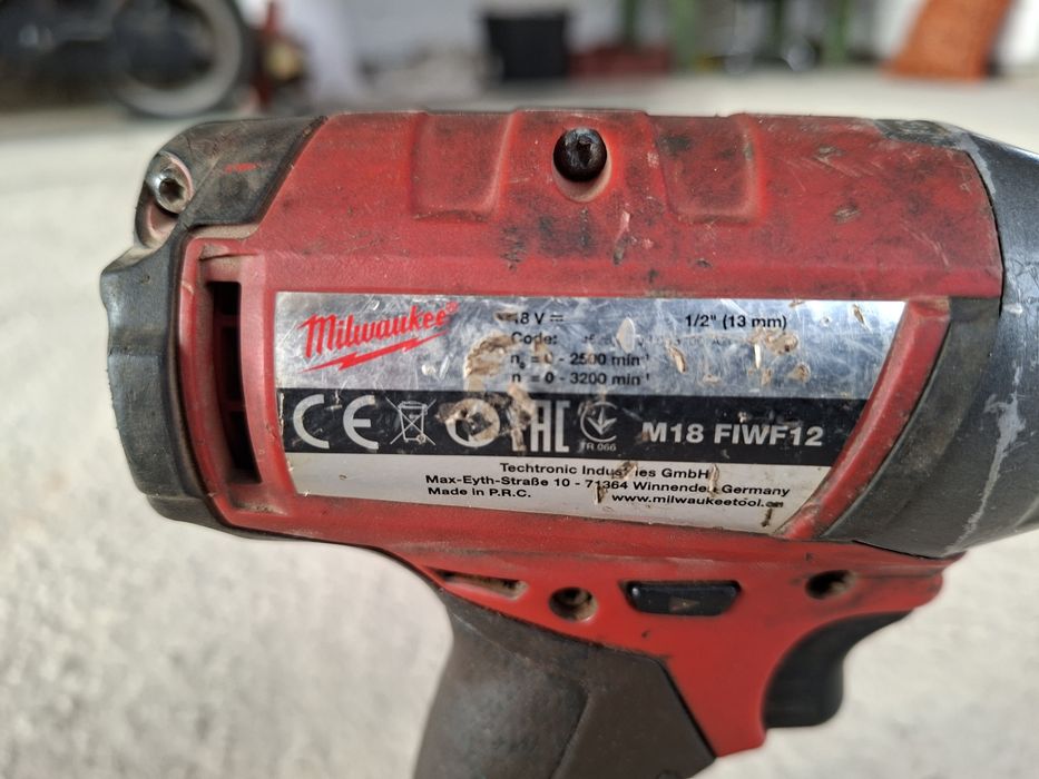 Milwaukee gresor GG M18. Pistol impact