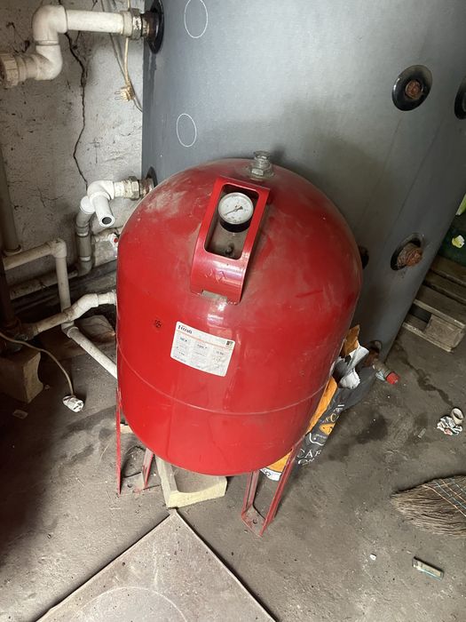 Vand centrala / cazan lemne , puffer 800l, vas expanisune 100l