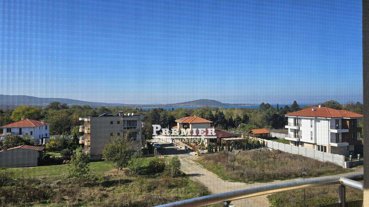Продава се Двустаен апартамент в Черноморец - 70 кв.м за 1429 €/кв.м - Снимка #5
