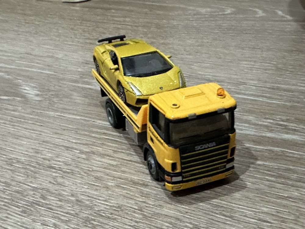 Camion platforma CARARAMA auto Scania 1:87