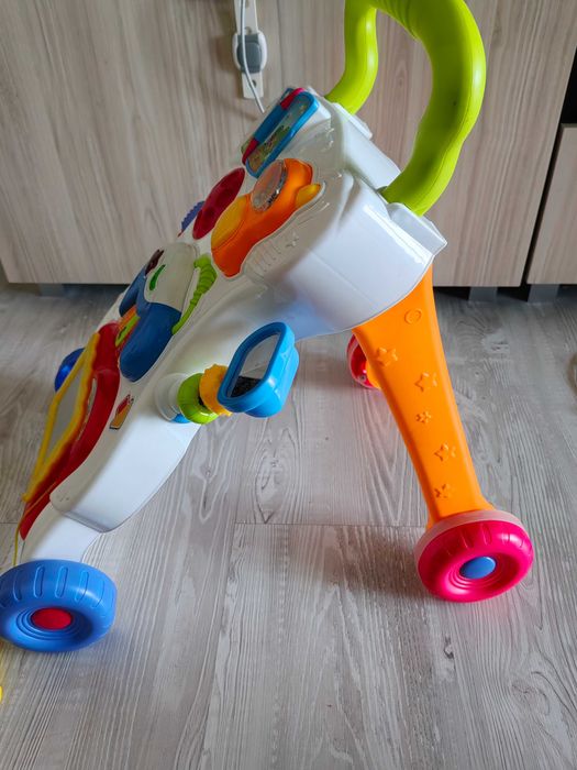 Музикален уолкър за бебе