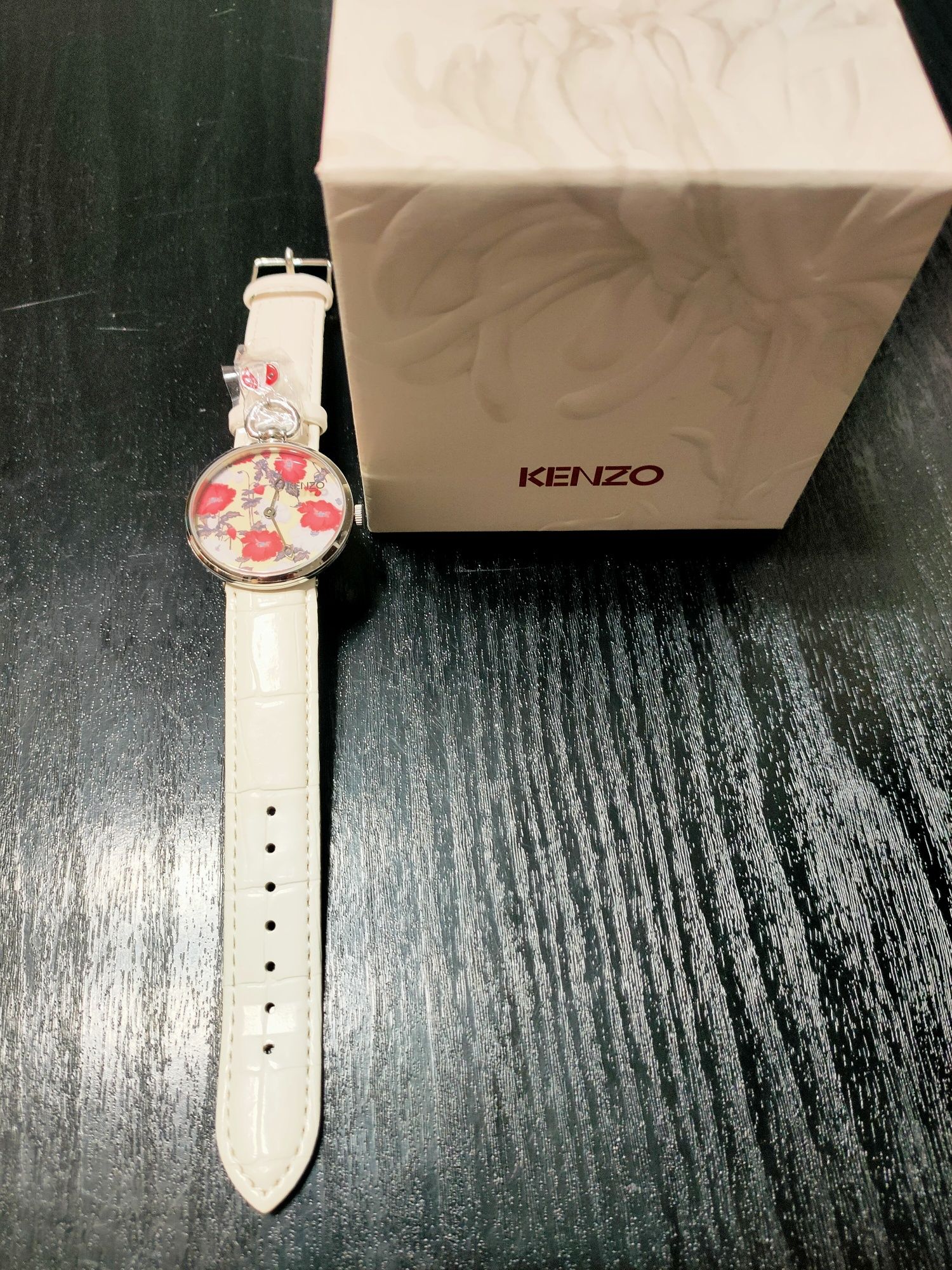 Ceas dama Kenzo Colectie Primavara