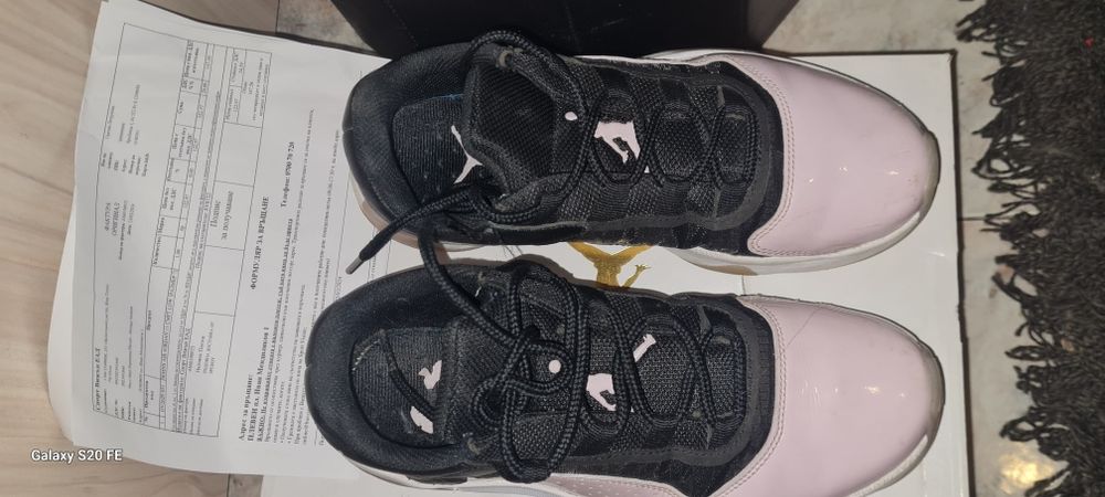 Jordan & Adidas original / 38 / 39