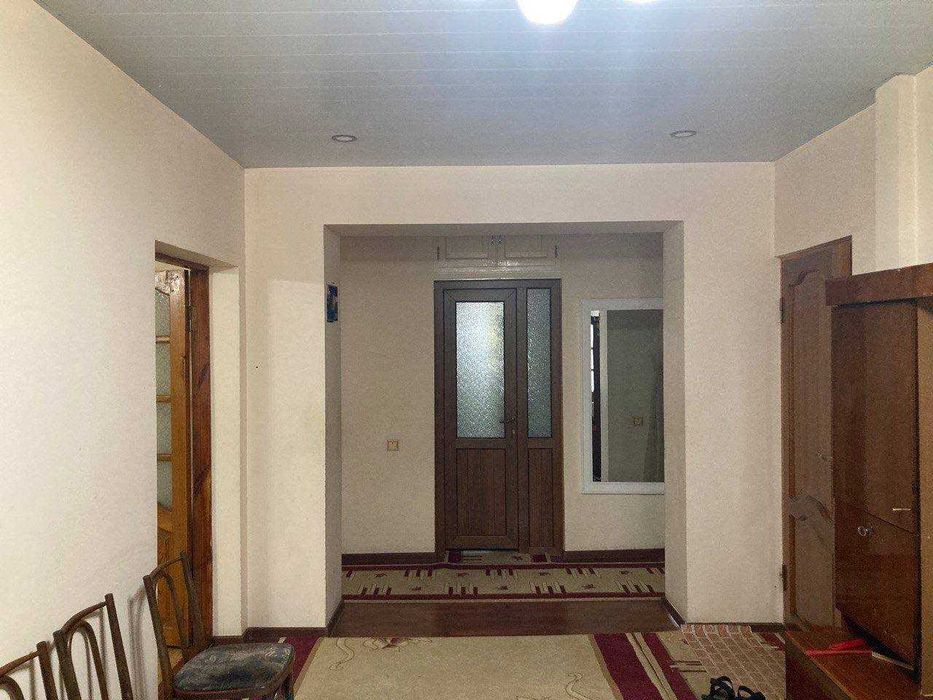 Олмазор туманида 4-хона 2-этаж банковские 129м2