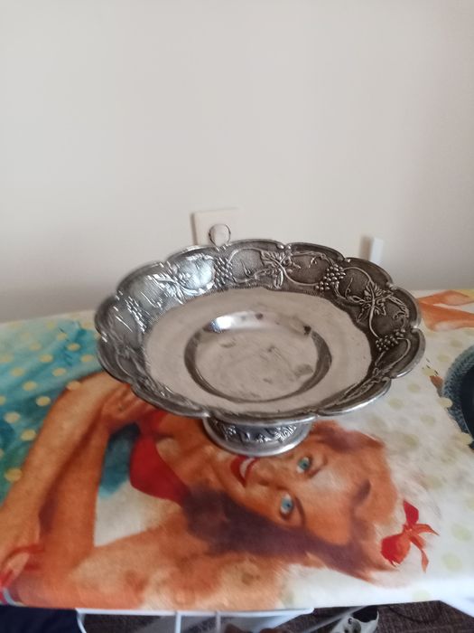 Продается ваза для фруктов