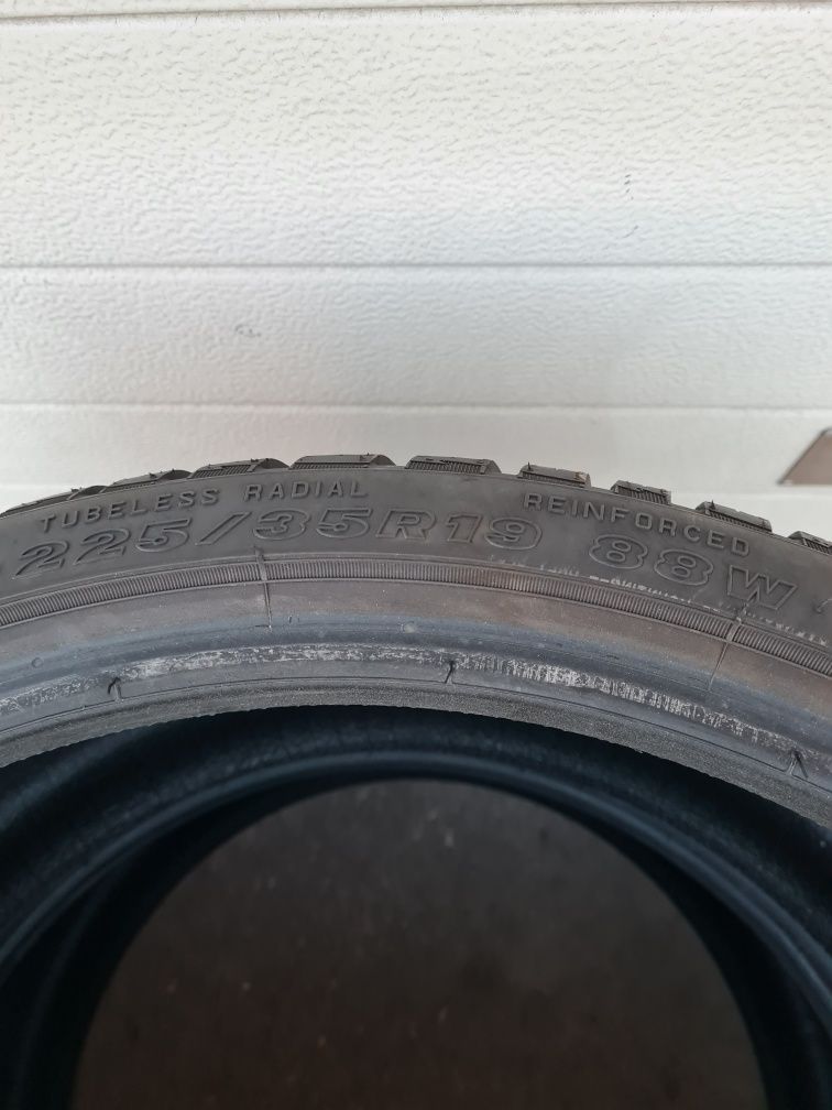 Всесезонни гуми 2 броя MAXXIS Premitra AllSeason 225 35 R19 дот 3321