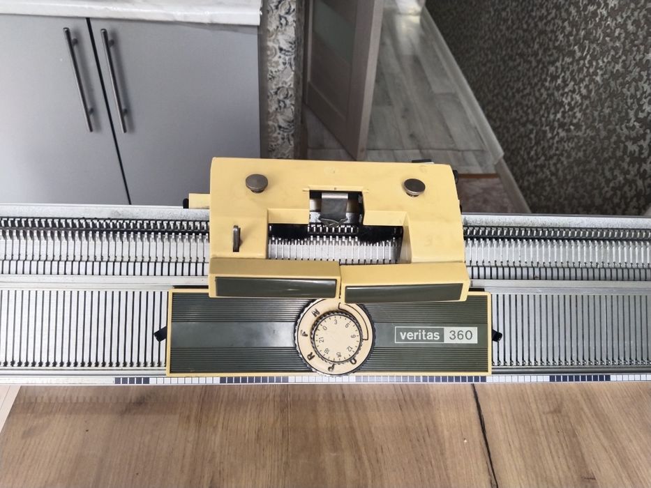 Вязальная машина Веритас