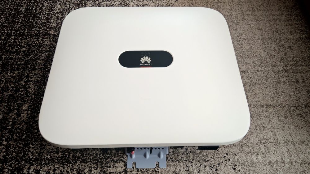 Invertor Huawei hybrid trifazat 10kw