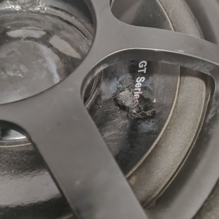 Vând tun de bass Blaupunkt