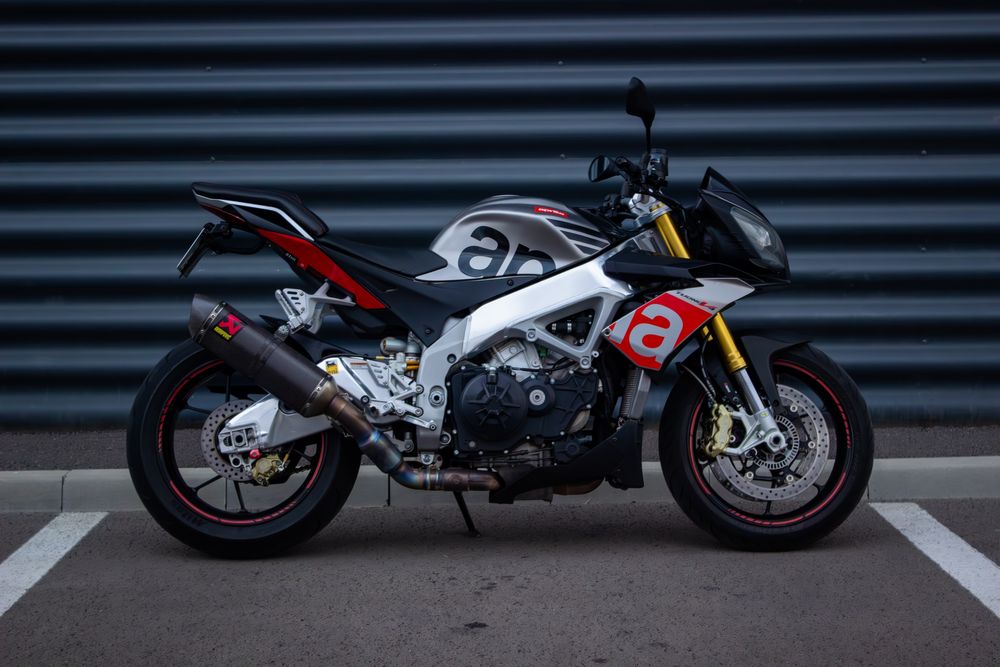 APRILIA TUONO V4 1000cmc 167cp