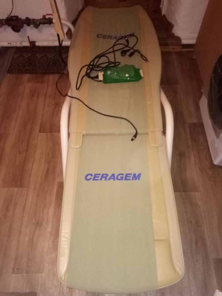 Продам кушетка-вибромассажер лечебную и матрац CERAGEM CGM-M3500 .