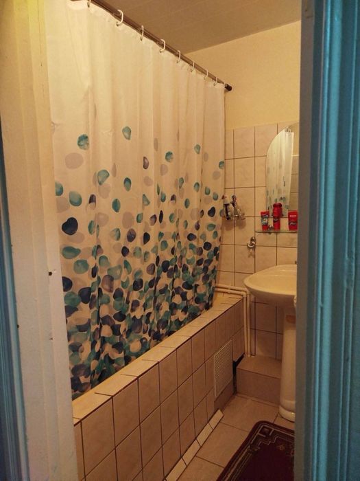 Продаётся 3-комнатная квартир, массив Карасу-1, ориентир школа № 209