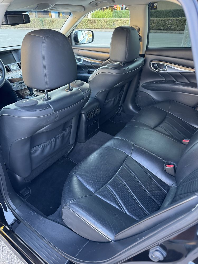 Infiniti M30 - 17000